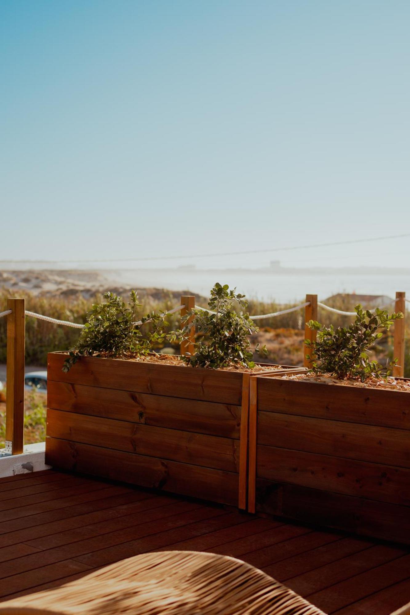 The Salty Pelican Yoga & Surf Retreat Hotel Peniche Quarto foto